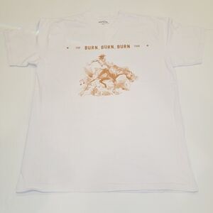 Zach Bryan BURN BURN BURN Tour Official Merch Graphic Tee Size Medium